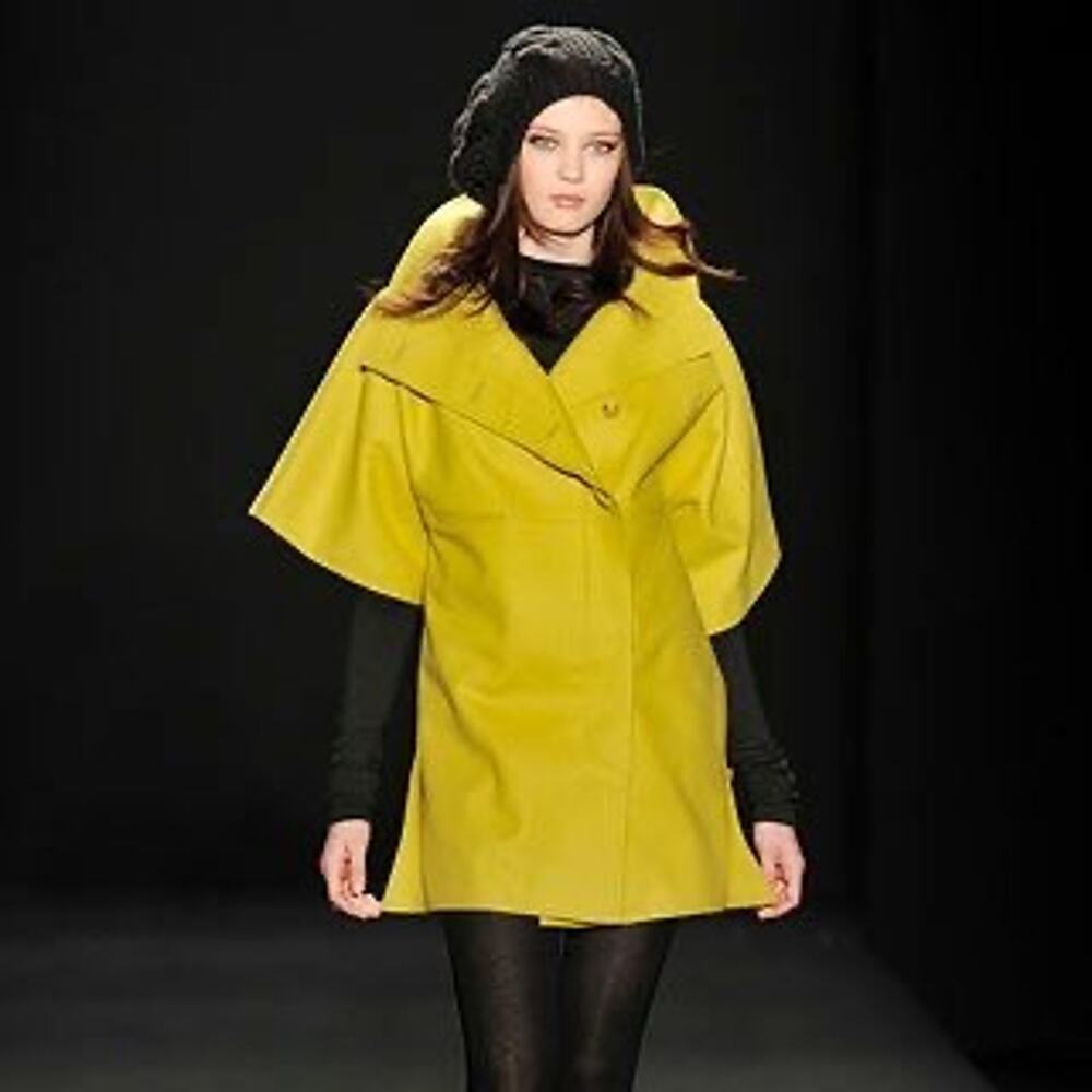 Nicole Miller Collection New York Mustard Yellow Coat Jacket Women's Size L NEW
